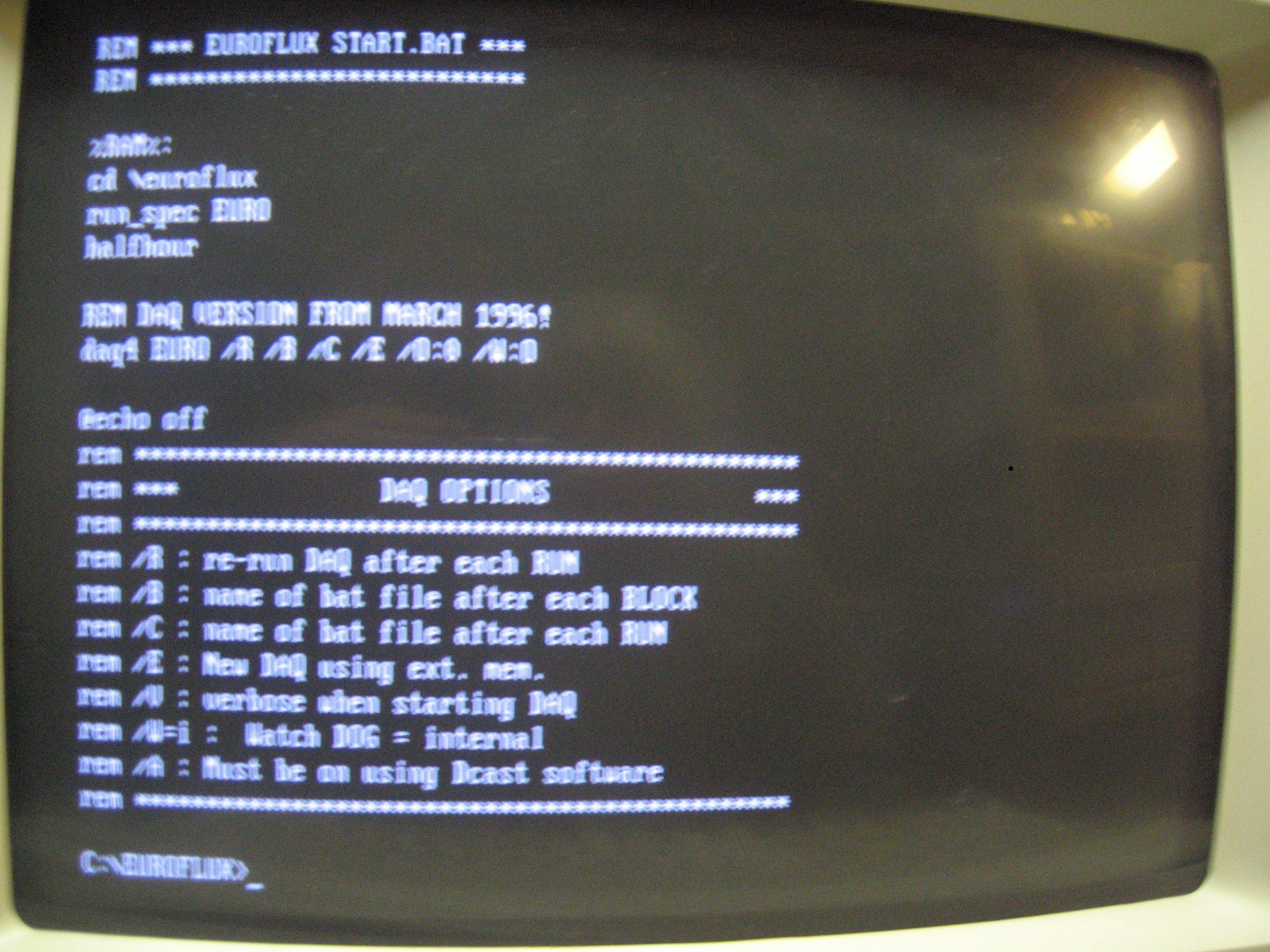 Listing startram.bat