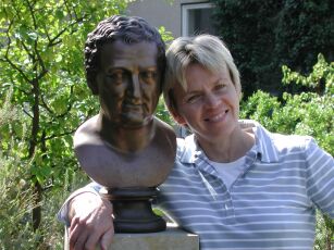 Prof. Albrecht von Haller +
                              Prof. Christiane Gatz